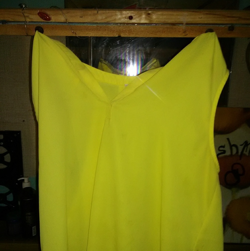 Yellow tunic - Picture 2 of 2